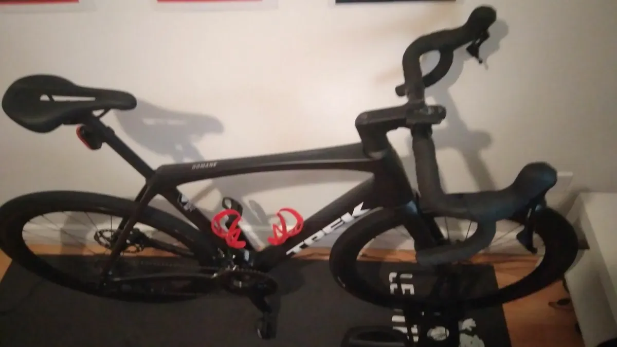 Trek Domane SL5 Gen4 and Zumo turbo trainer - Image 1