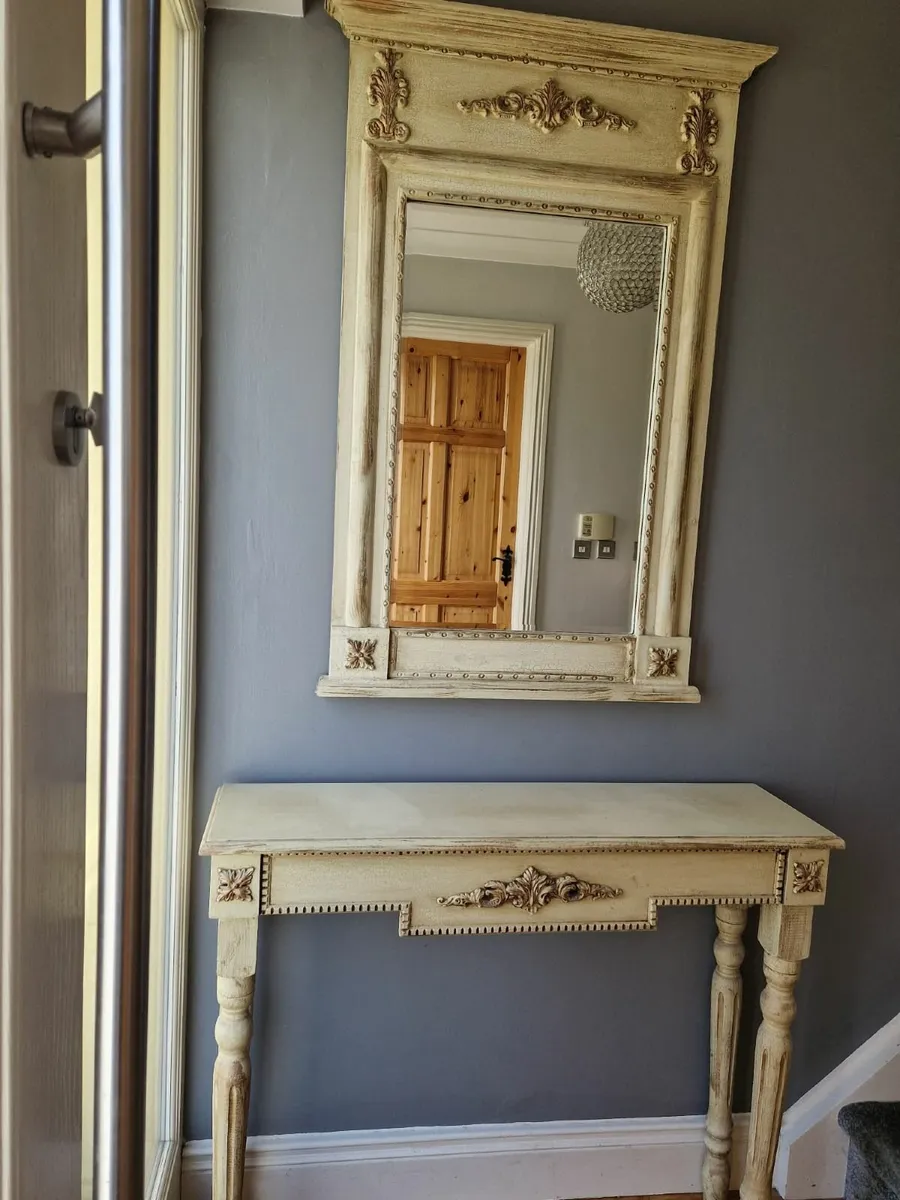 Hall side table and mirror - Image 4