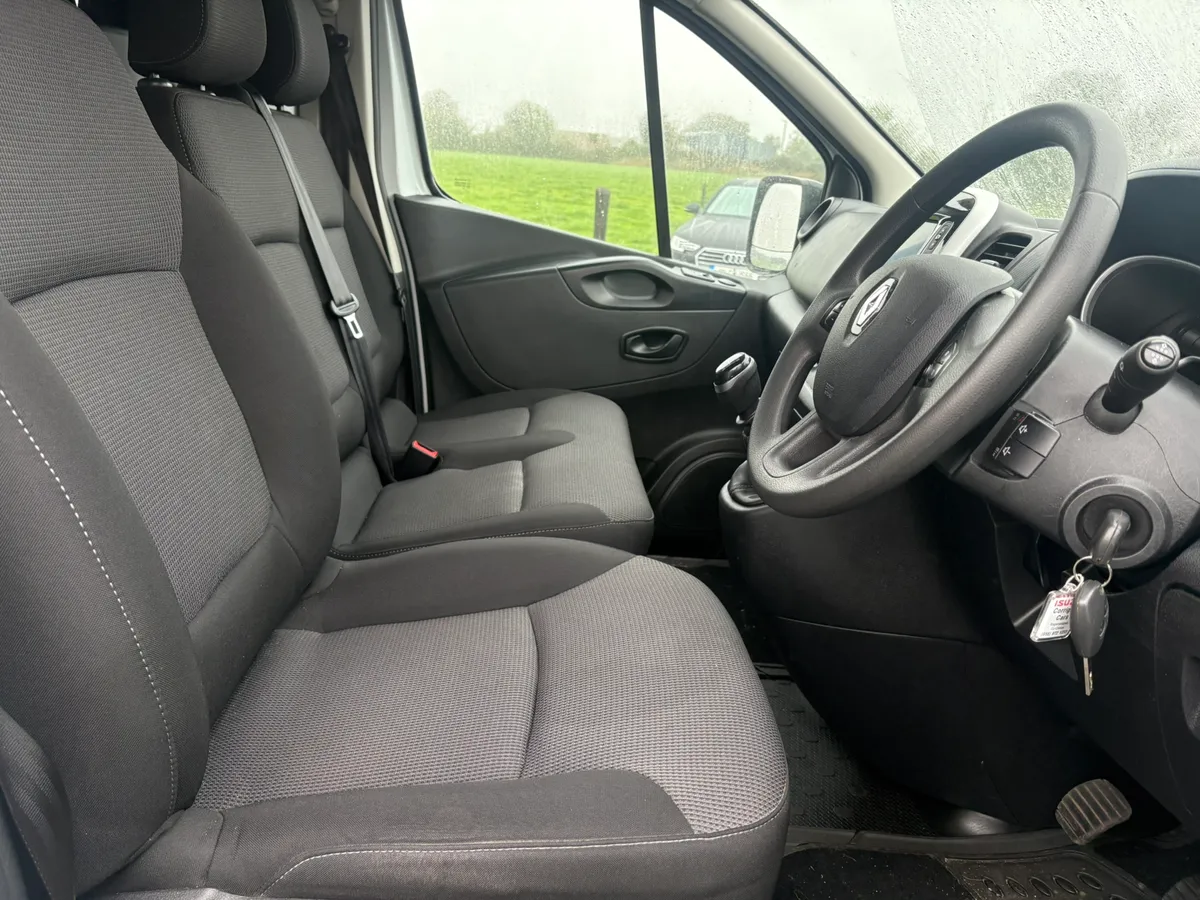 2021 Renault Traffic Business 2.0 120 Bhp - Image 2