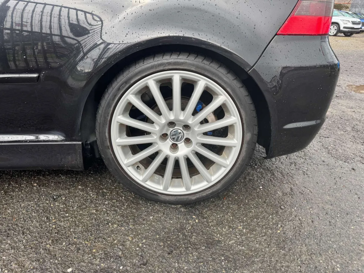 Volkswagen Golf 2003 - Image 4