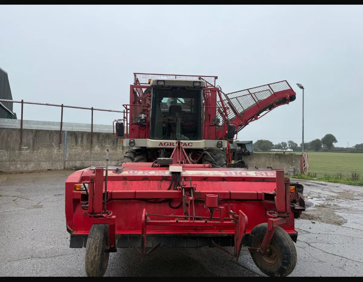 Self propelled Beetharvester - Image 4