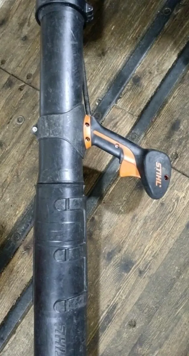 Stihl Backpack Leaf Blower - Image 3