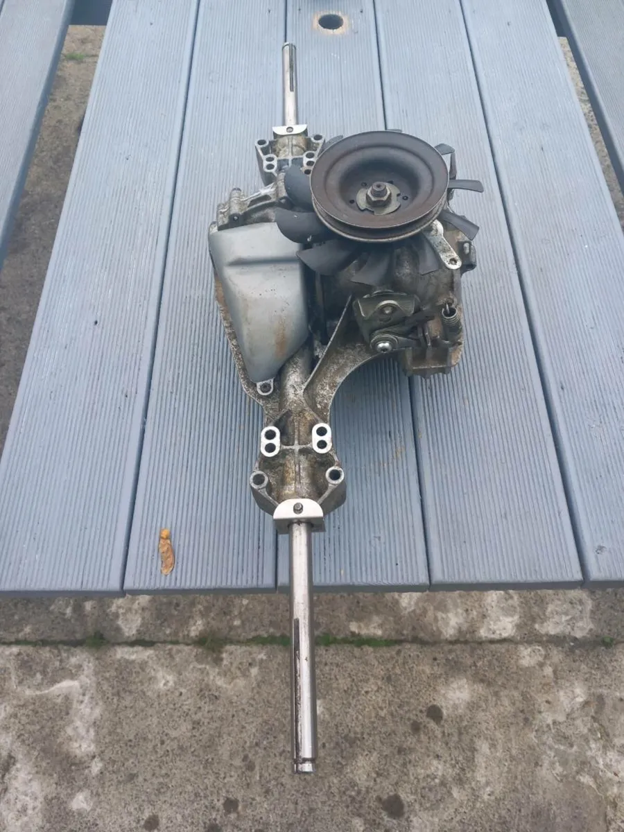 Hydro-gear T2 hydrostatic transmission for sale - Image 4