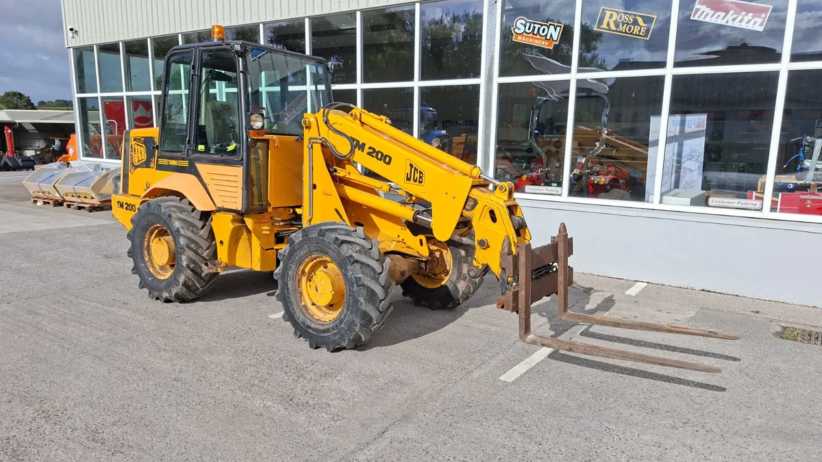 JCB TM220 Loader - Image 1