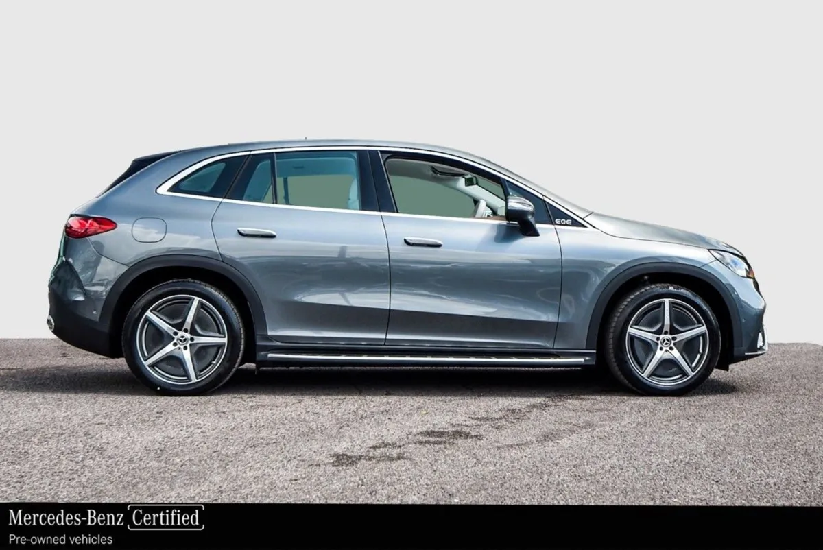 Mercedes-Benz EQE SUV AMG SUV  25 000 OFF 251 Dem - Image 3