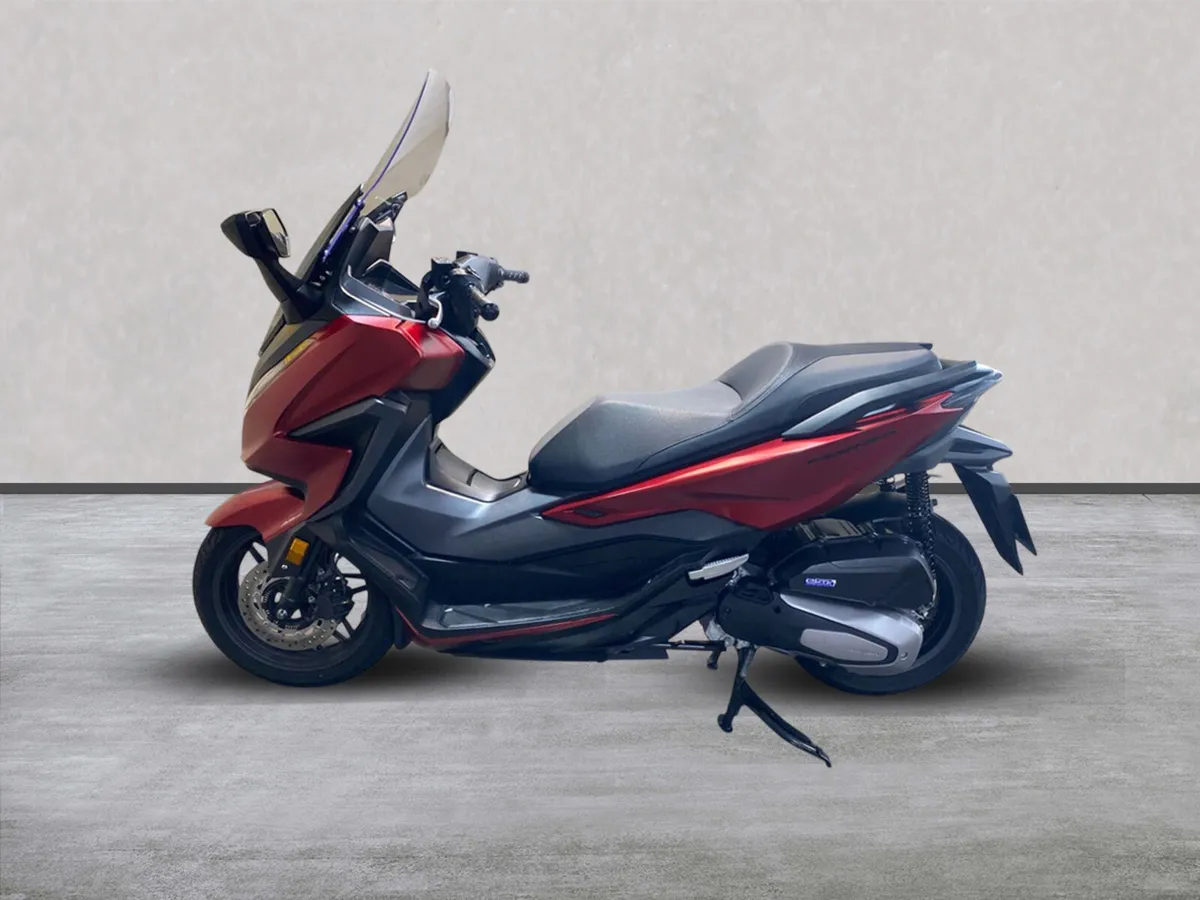 Honda NSS 125 Forza 125cc Scooter, NI Registered - Image 2