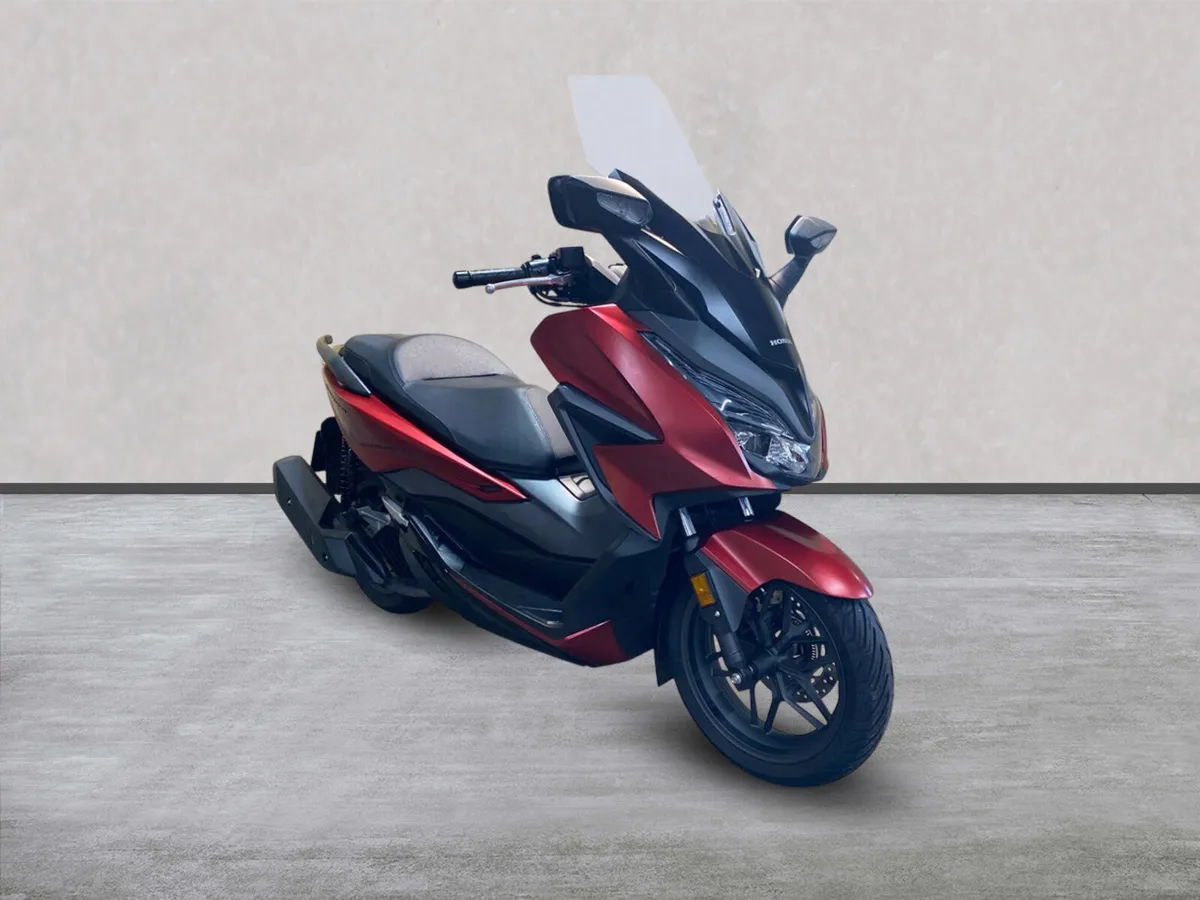 Honda NSS 125 Forza 125cc Scooter, NI Registered - Image 3