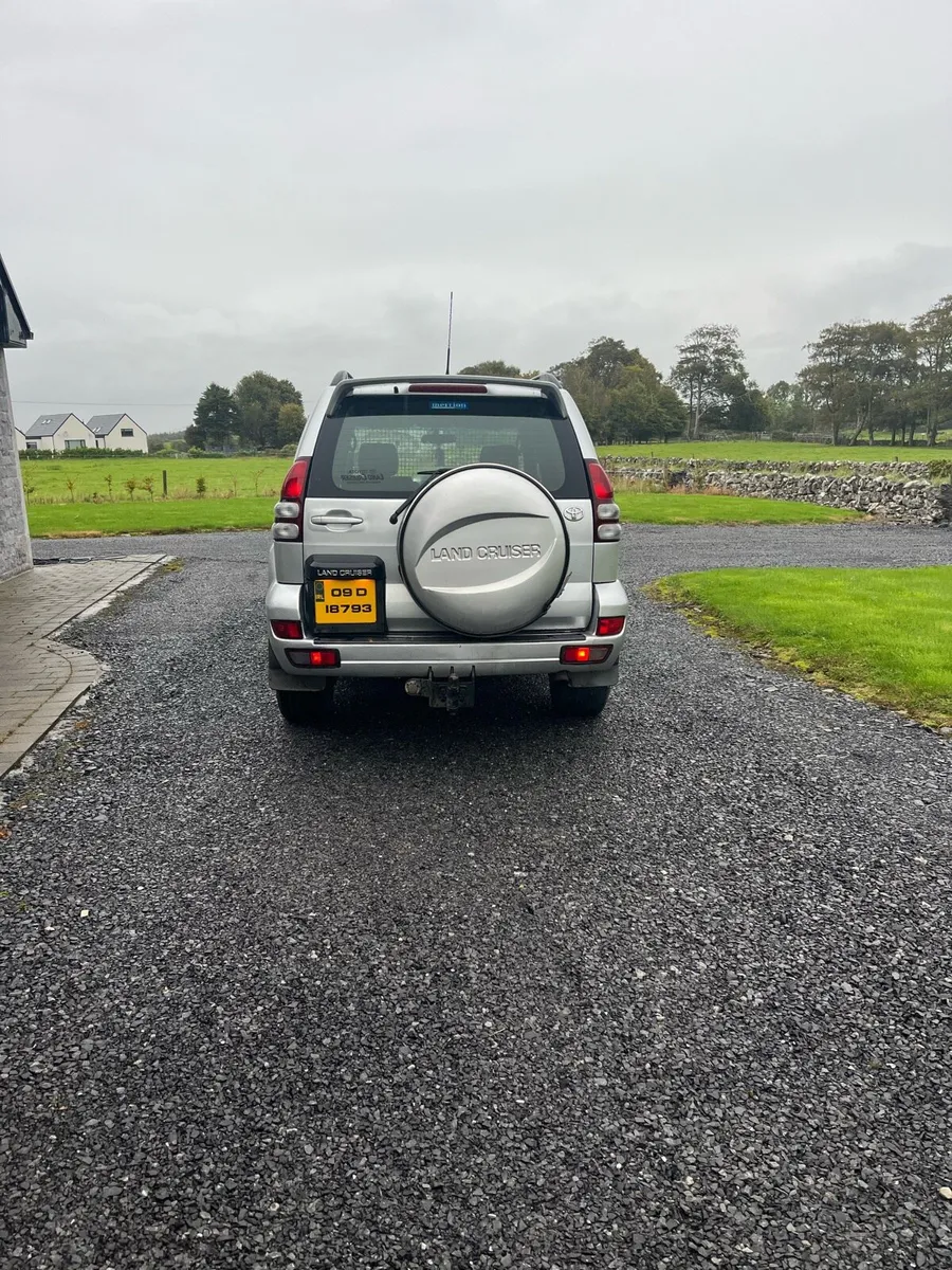 Toyota Landcruiser - Image 3