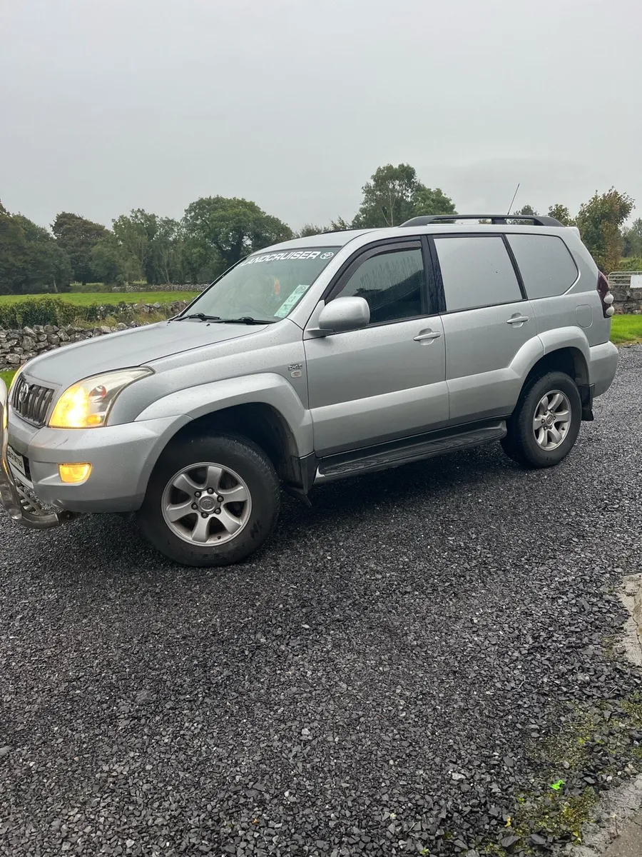 Toyota Landcruiser - Image 4
