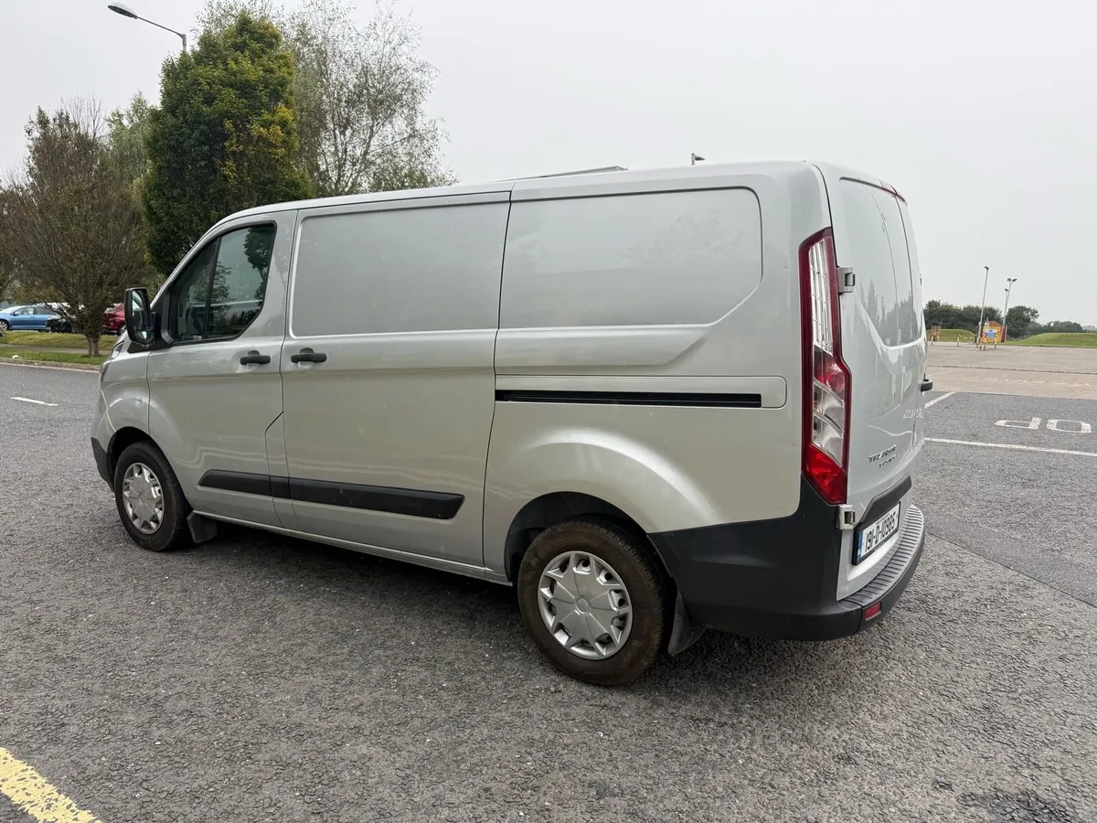 Ford Transit Custom 2019 - Image 2