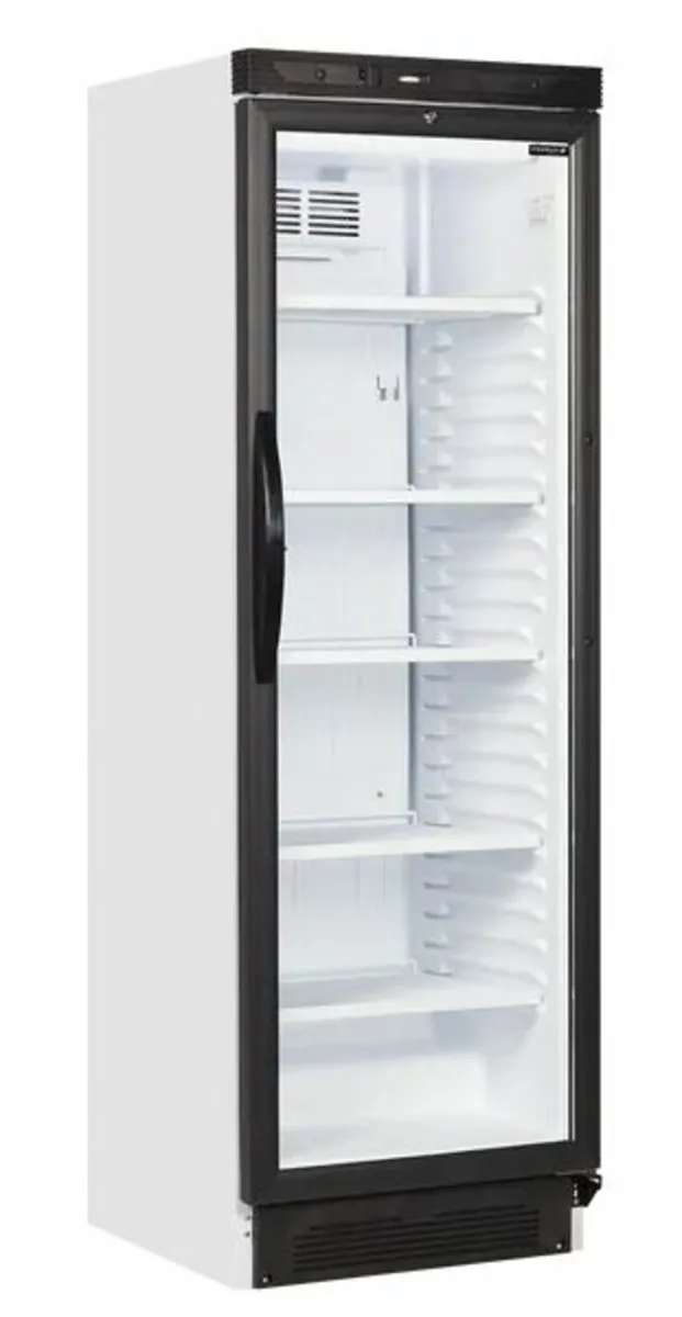 GLASS DOOR CHILLED DISPLAY - Image 1