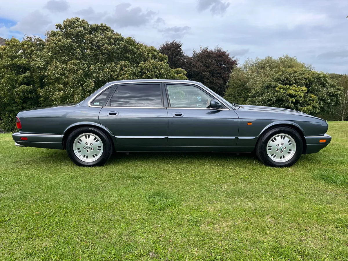 1995 Jaguar XJ6 3.2 X300 Just 47,000kms - Image 4