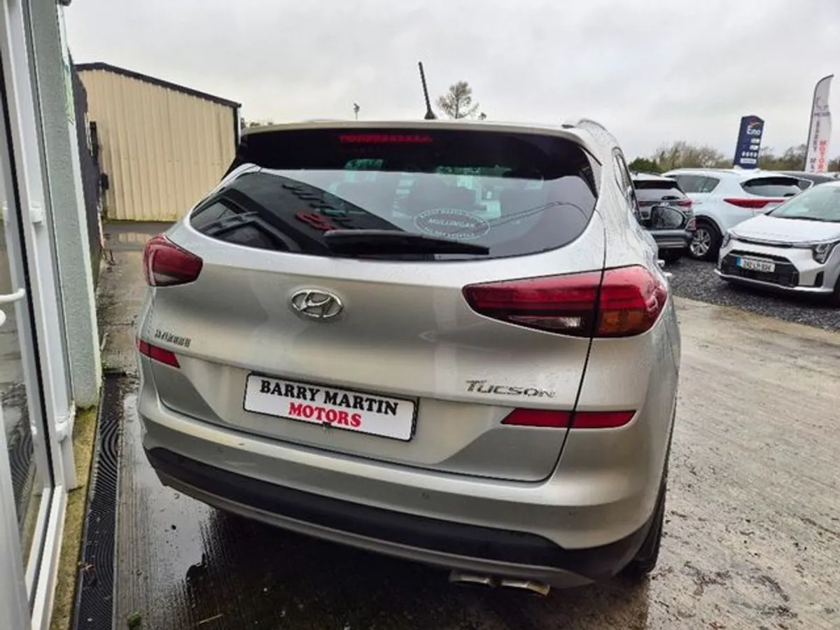 Hyundai Tucson Comfort Plus 1.6 Diesel (upgraded - Image 4