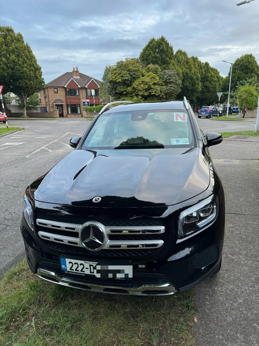 Mercedes-Benz GLB 2022 - Image 2