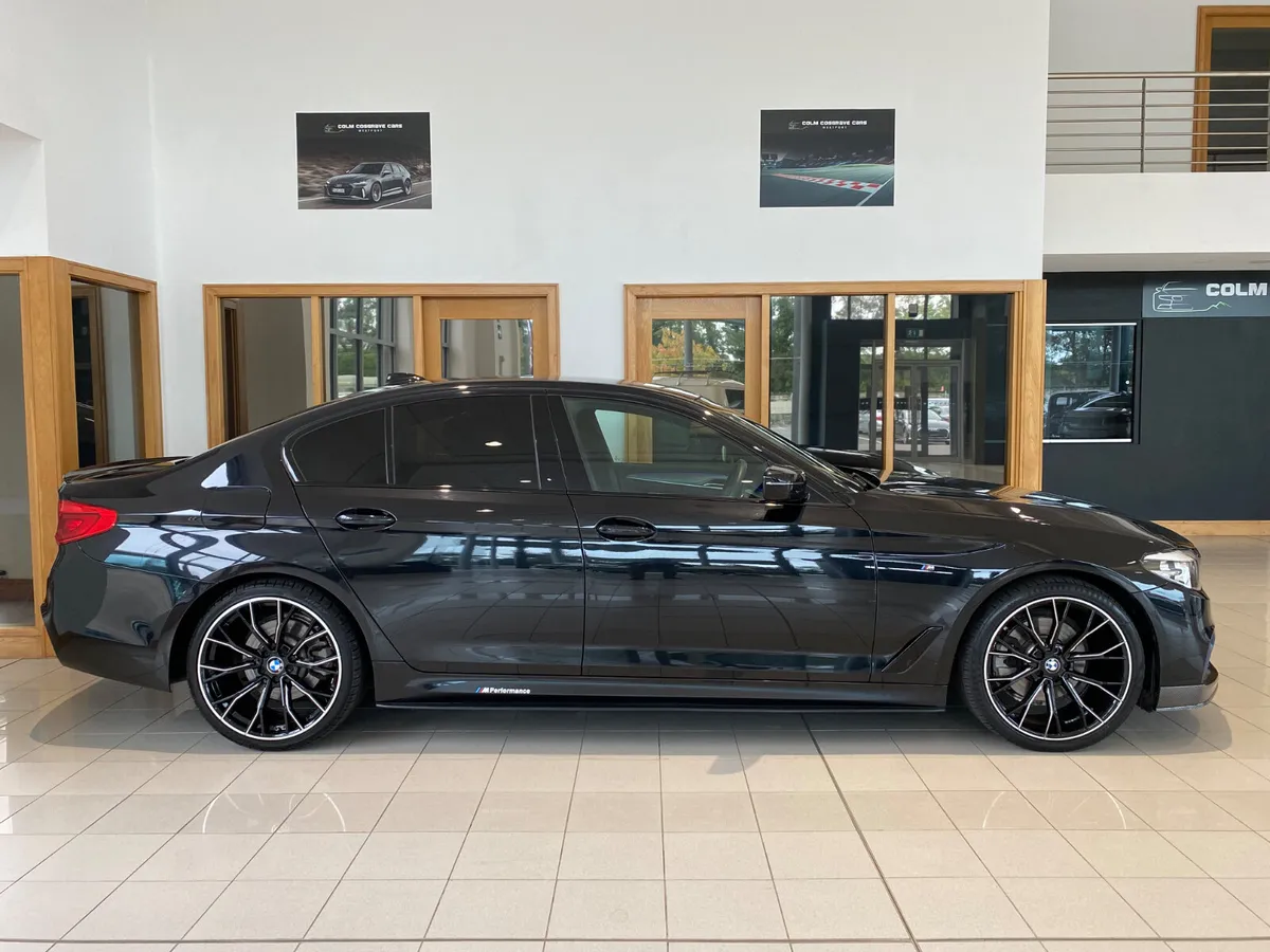 BMW 5-Series 2019 M sport - Image 2