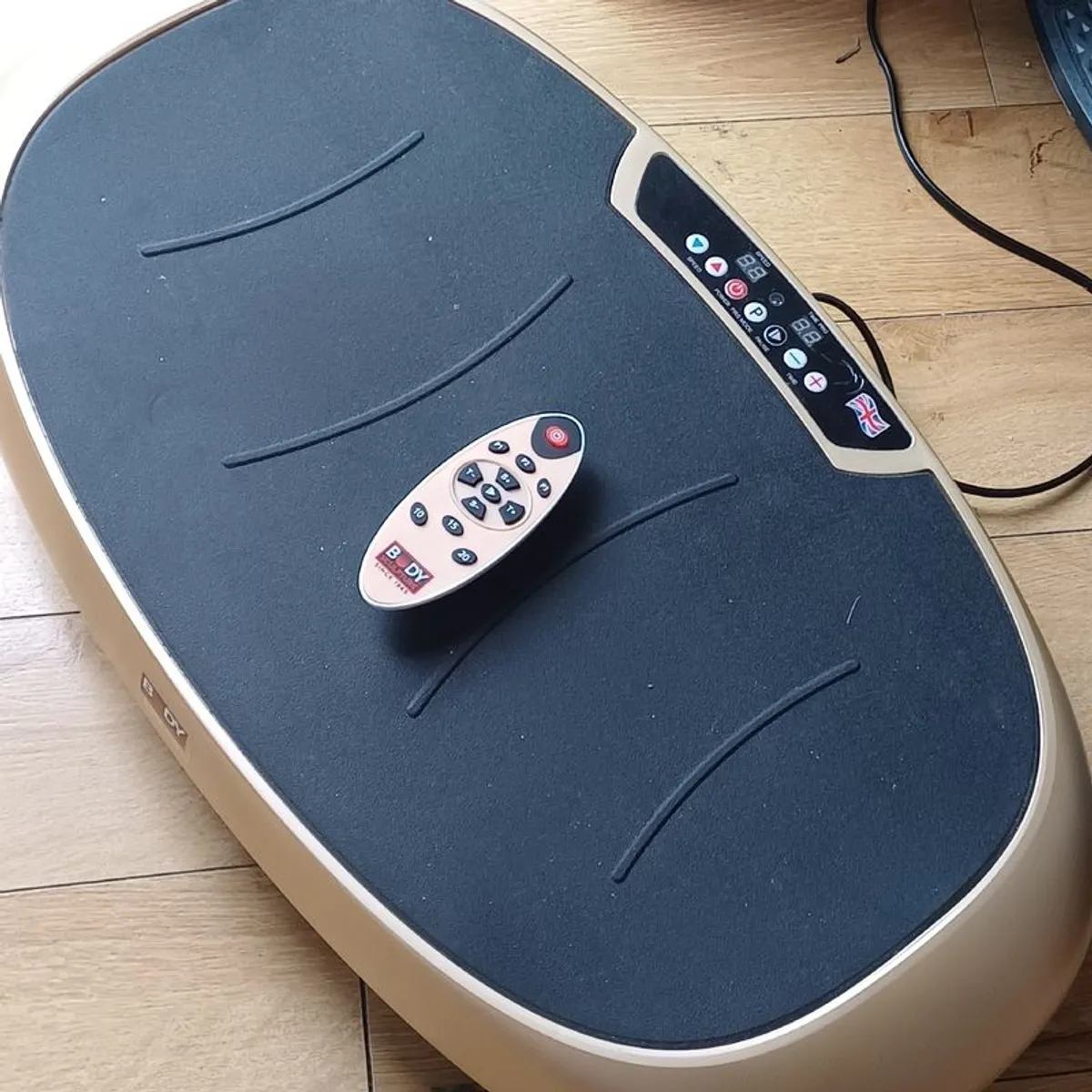 Vibrating Power Trainer With Remote