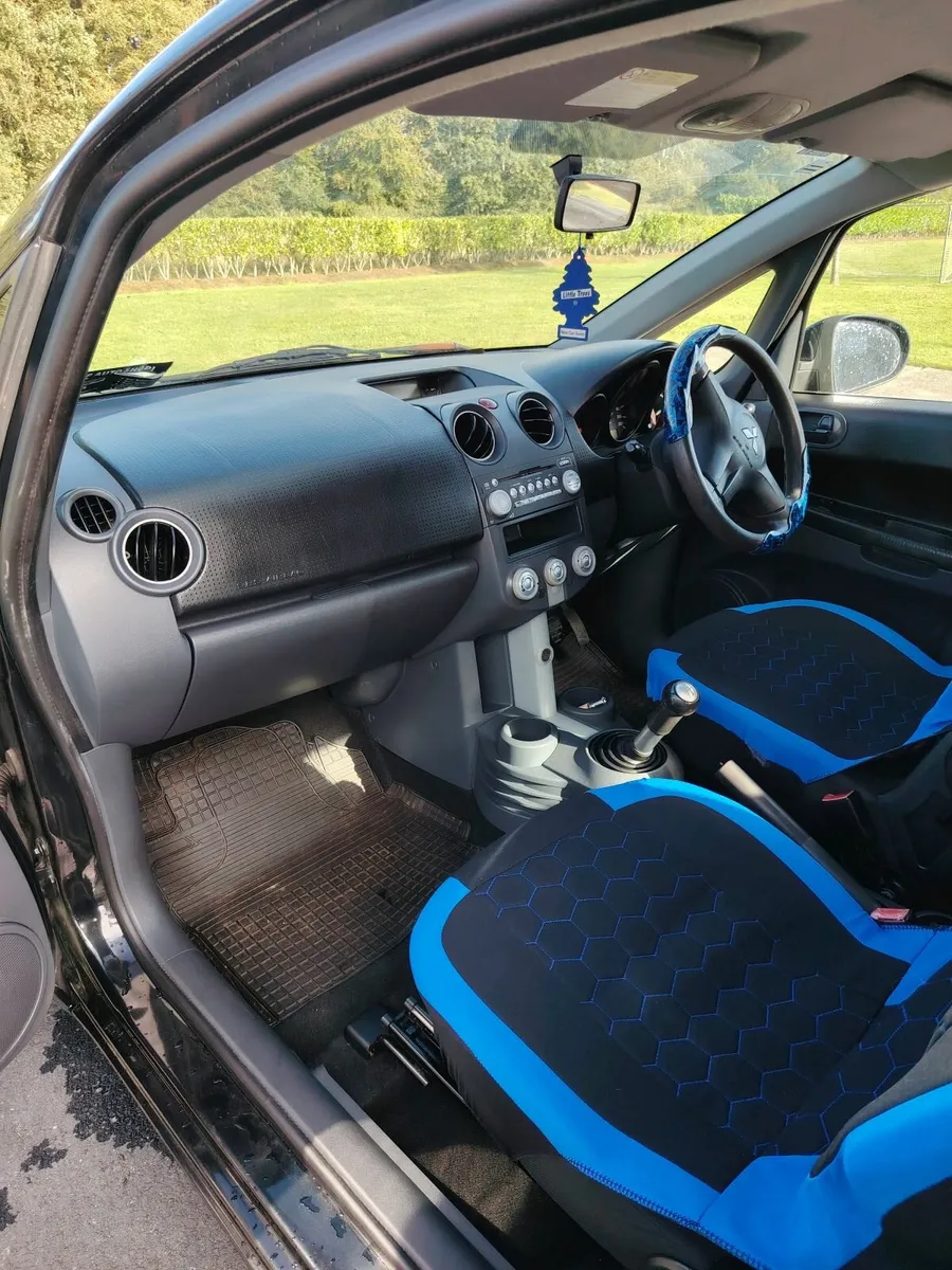 Mitsubishi Colt 2007 - Image 2