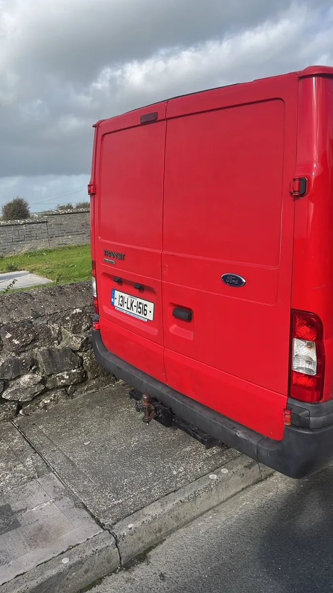 Transit van - Image 2
