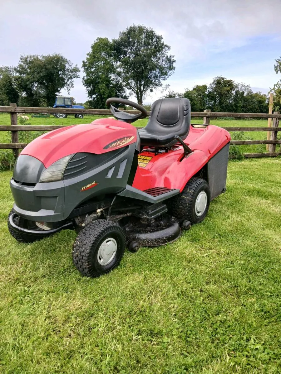 Castlegarden mower - Image 1