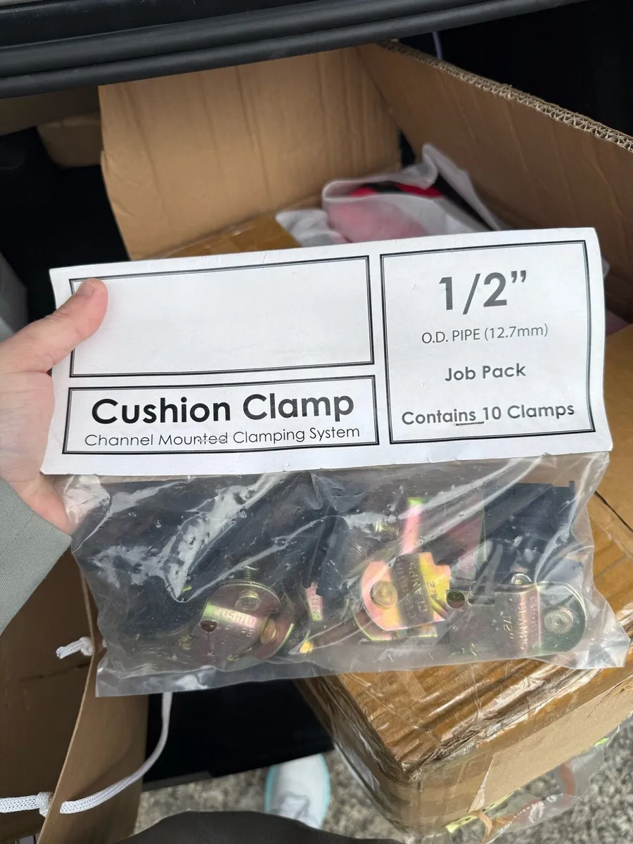 Cushion Clamps 5 packs of 10 job lot - Image 1