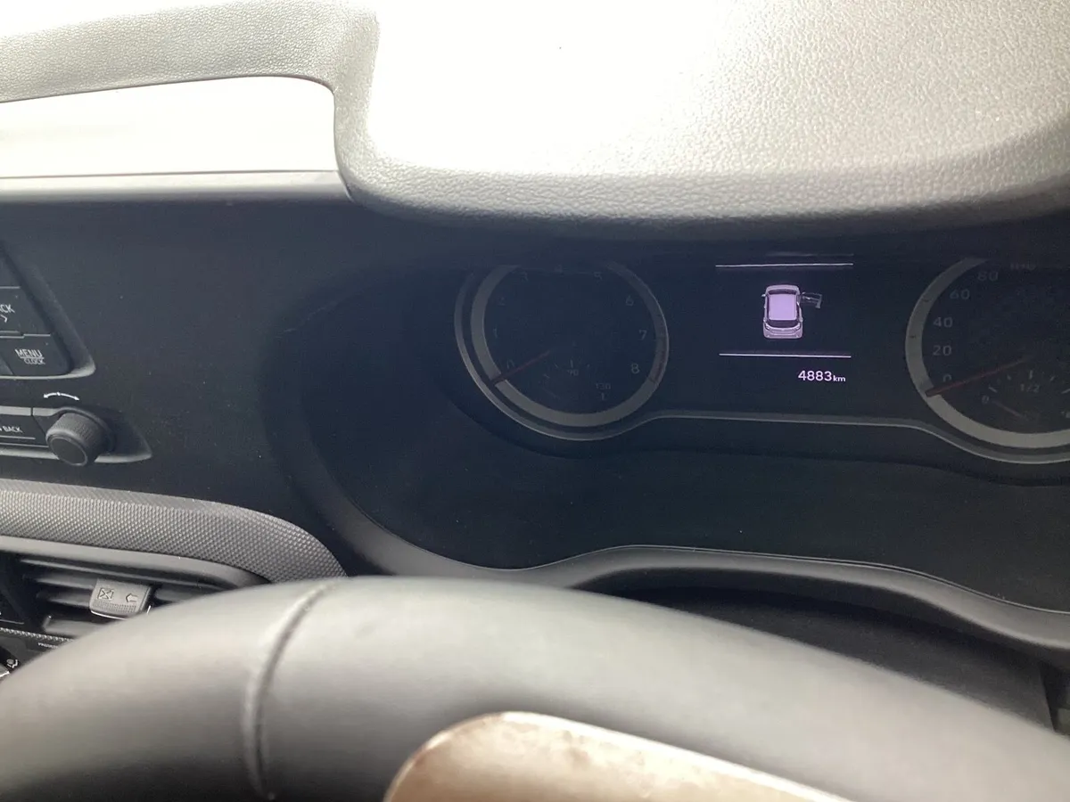 Hyundai i10 2023 - Image 3