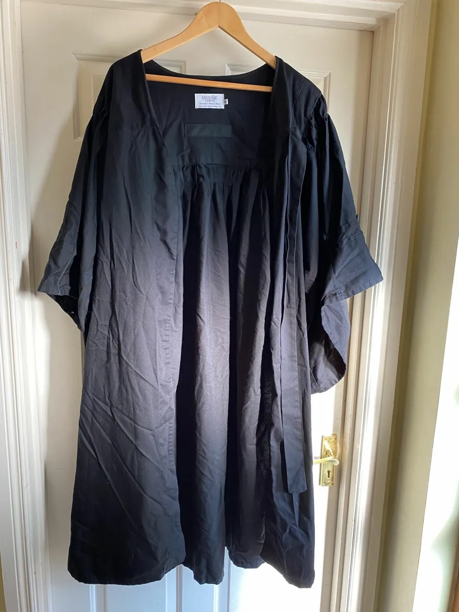 Barrister Robe - Image 1