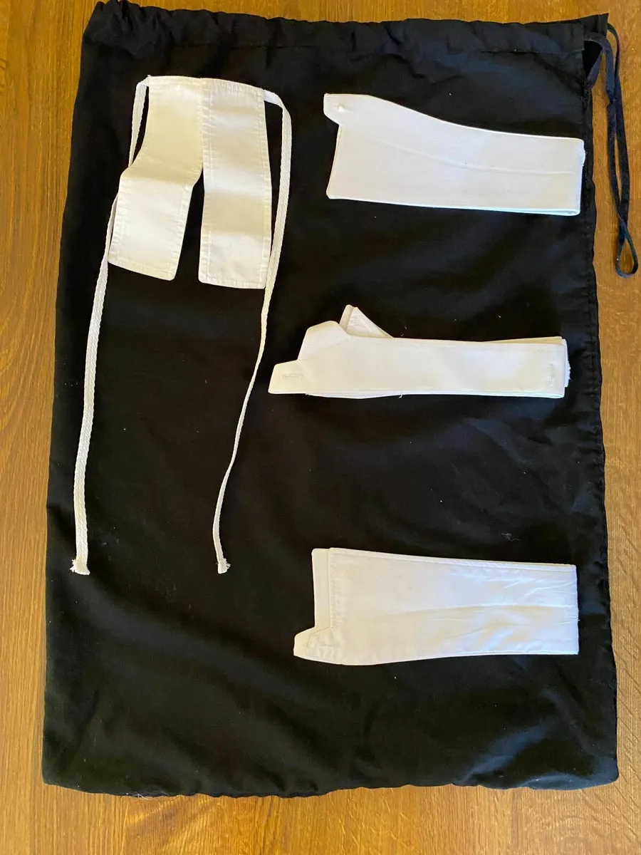 Barrister Robe - Image 3