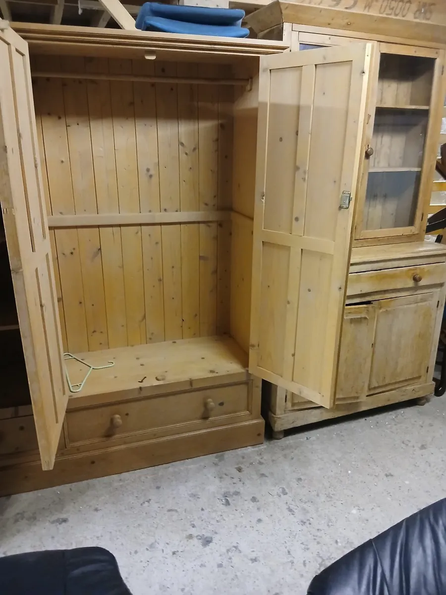Wardrobe - Image 4