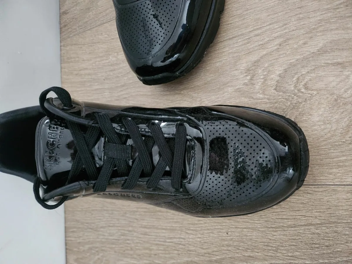 Shoes - Image 4