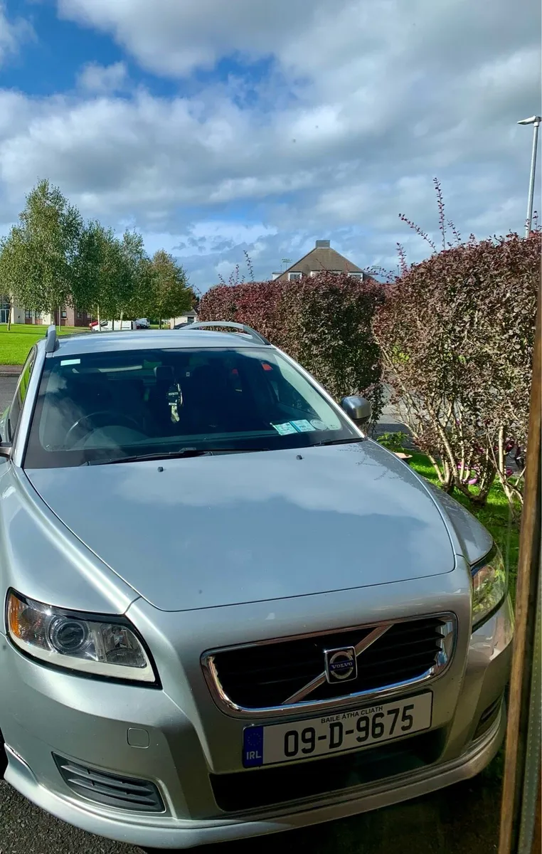 Car - Image 3
