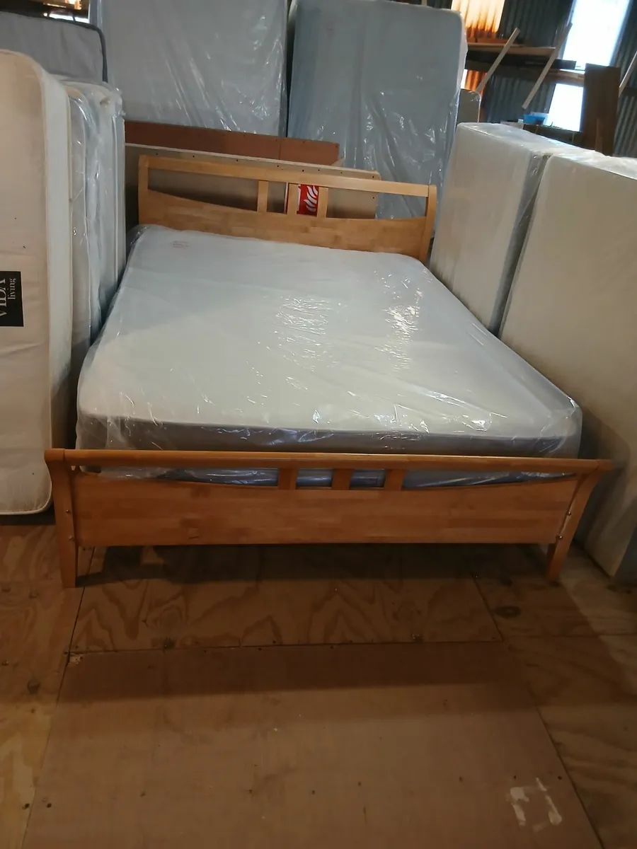 Bed set - Image 1