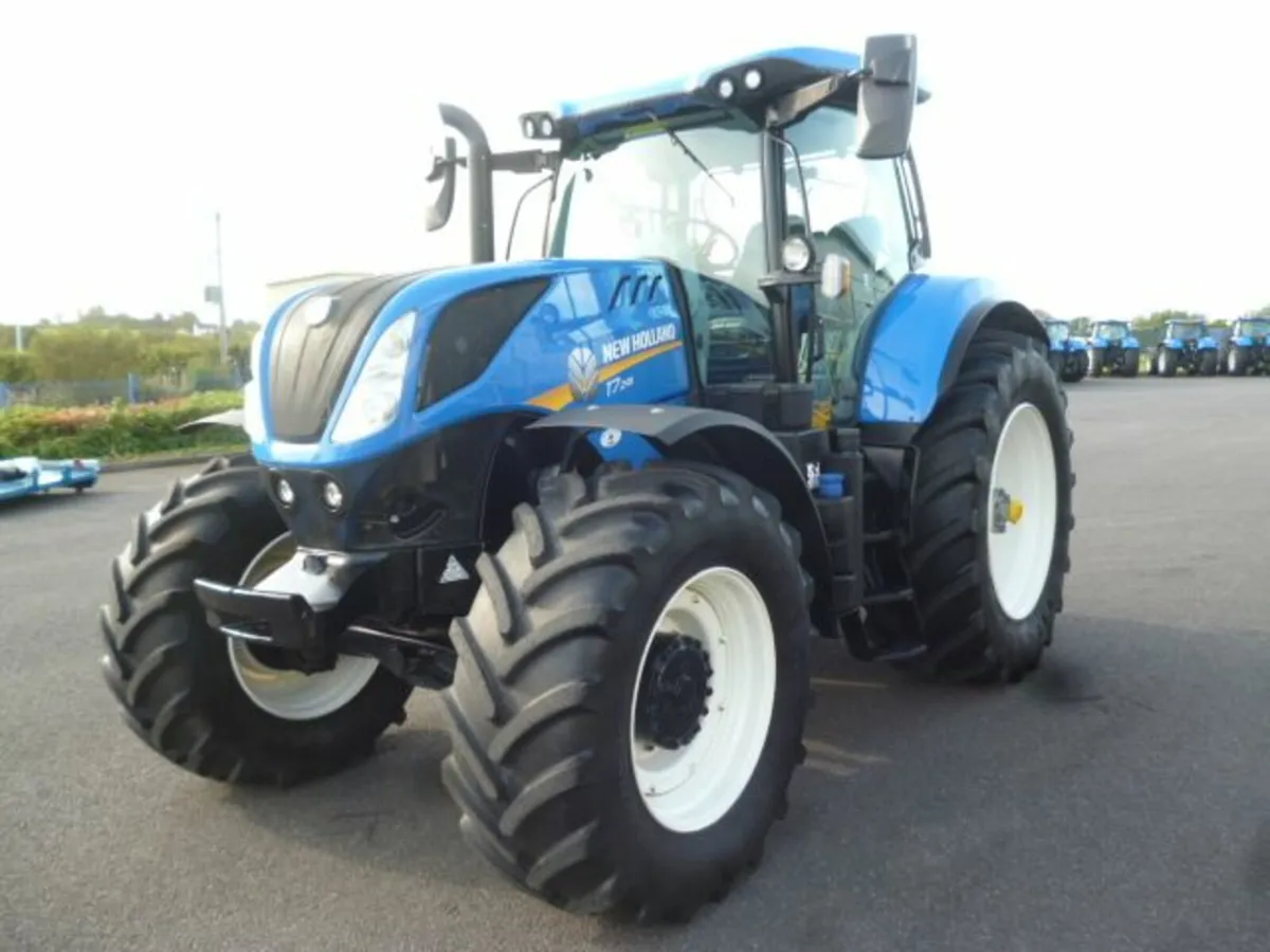 New Holland T7.245 PowerCommand 2023 - Image 2