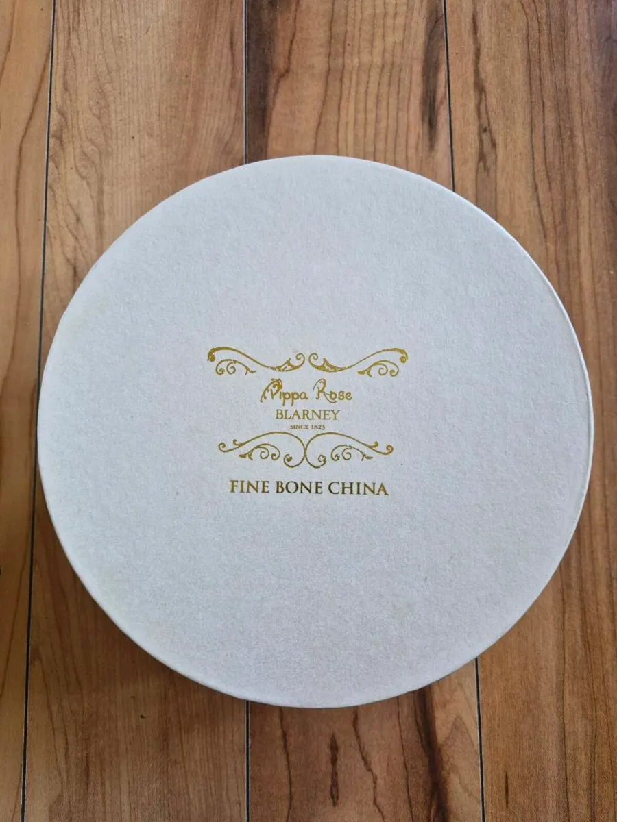 Fine Bone China Set - Image 1