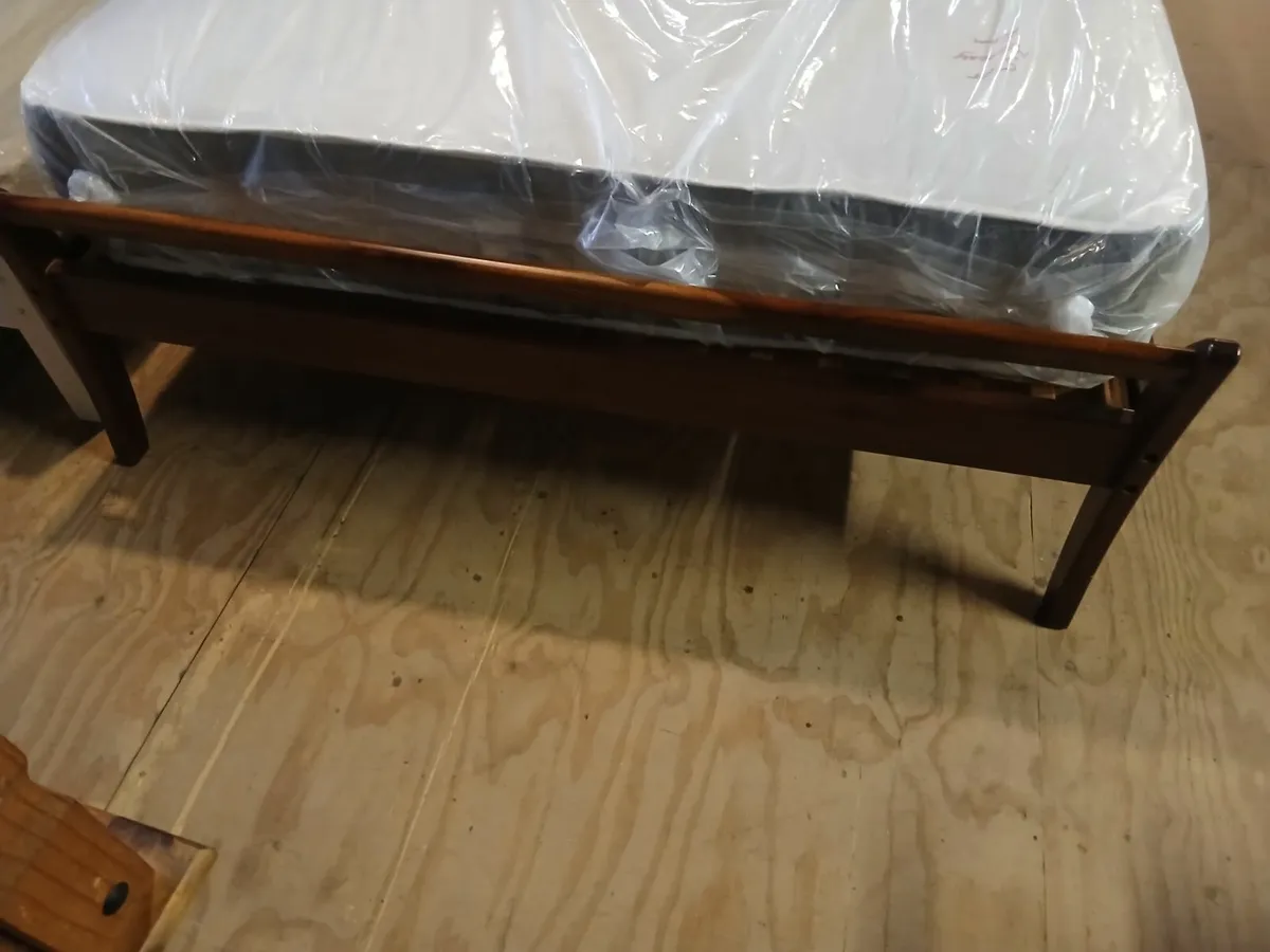 Bed set - Image 3