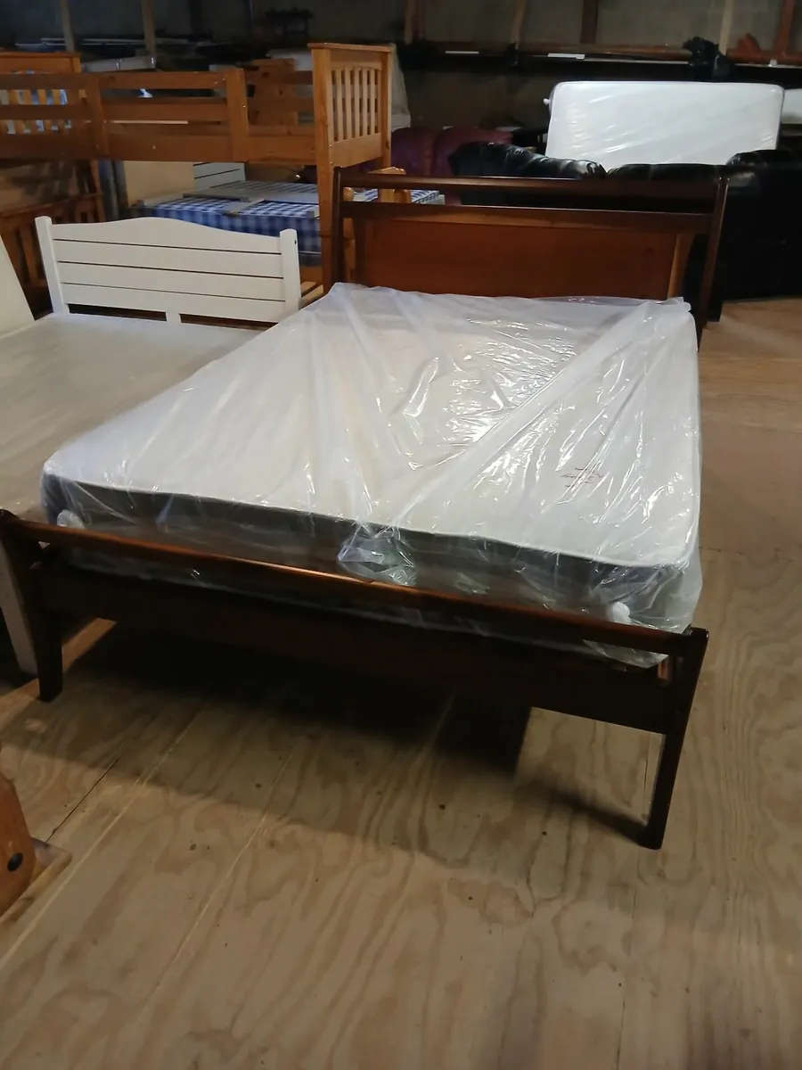 Bed set - Image 1