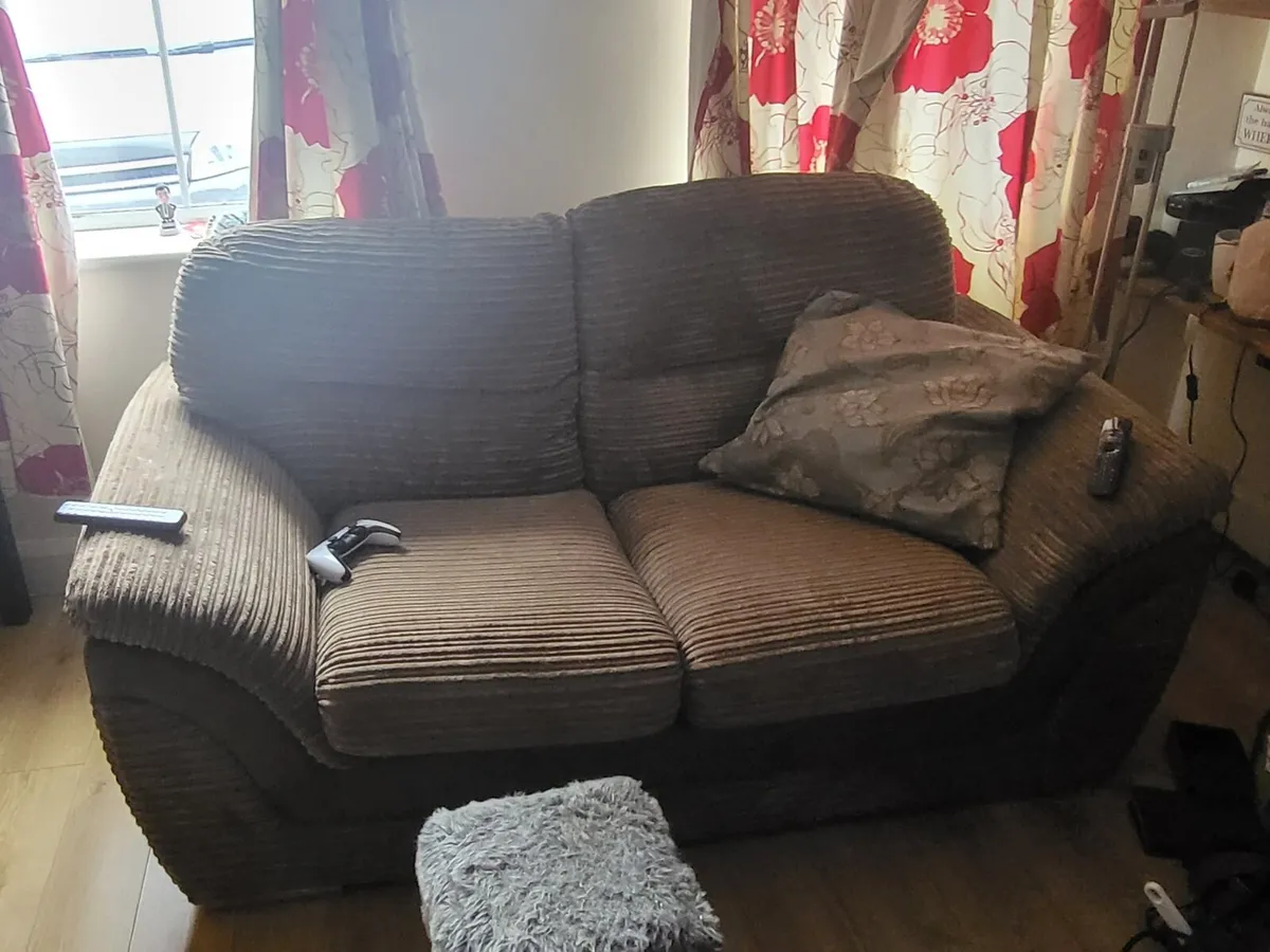 Cosy 2 seater couch for sale!! - Image 1