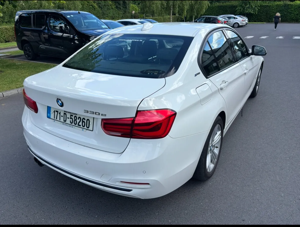 2017 BMW 330e , Read Ad! - Image 4