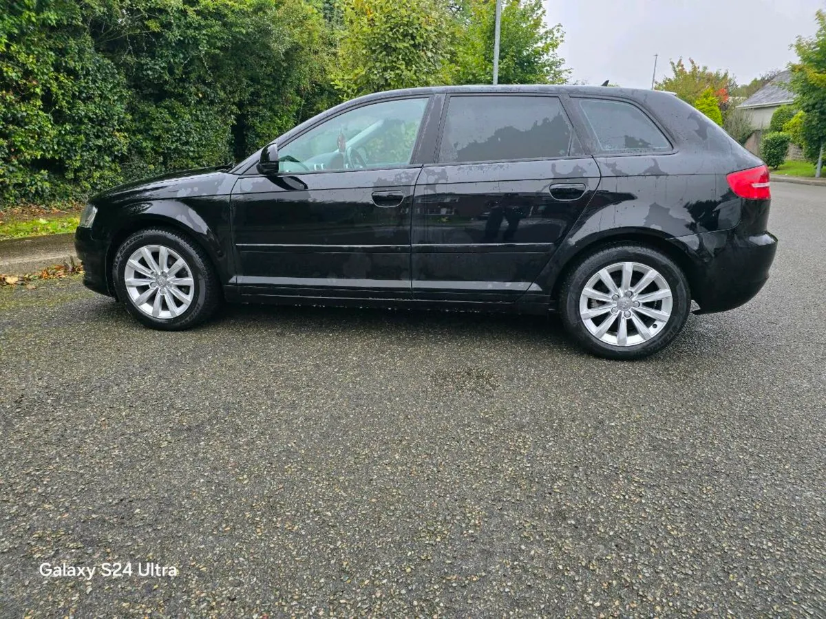 Audi A3 2009 - Image 2