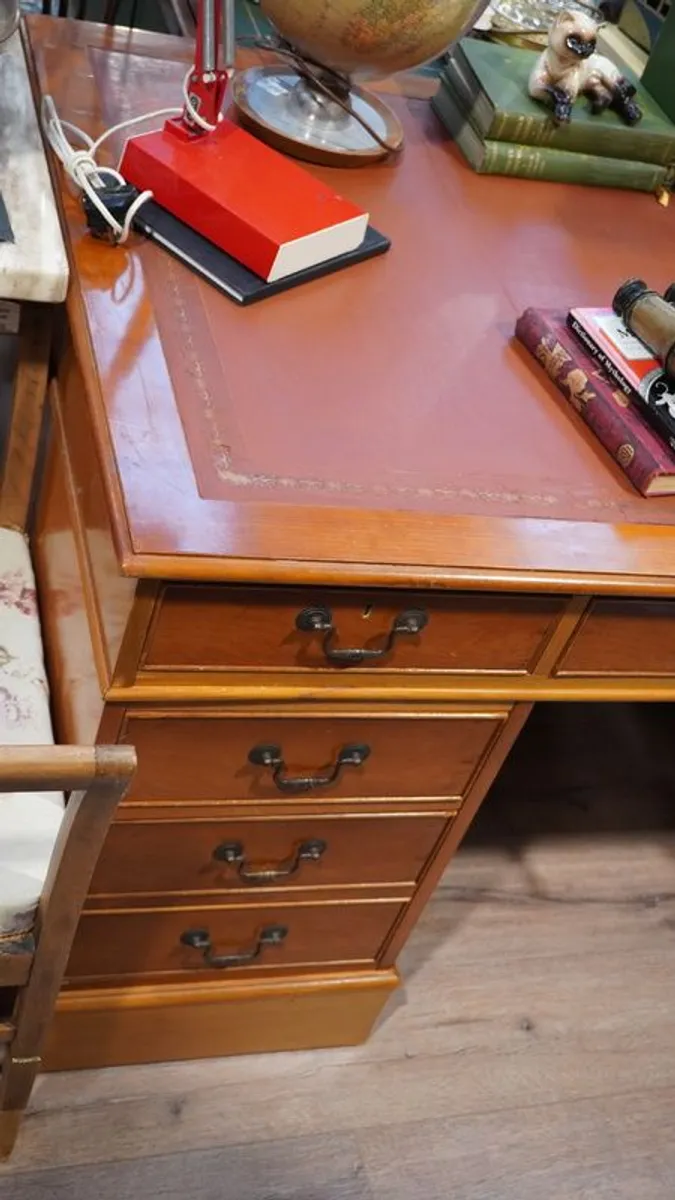 Vintage Bankers Pedestal Desk - Image 4