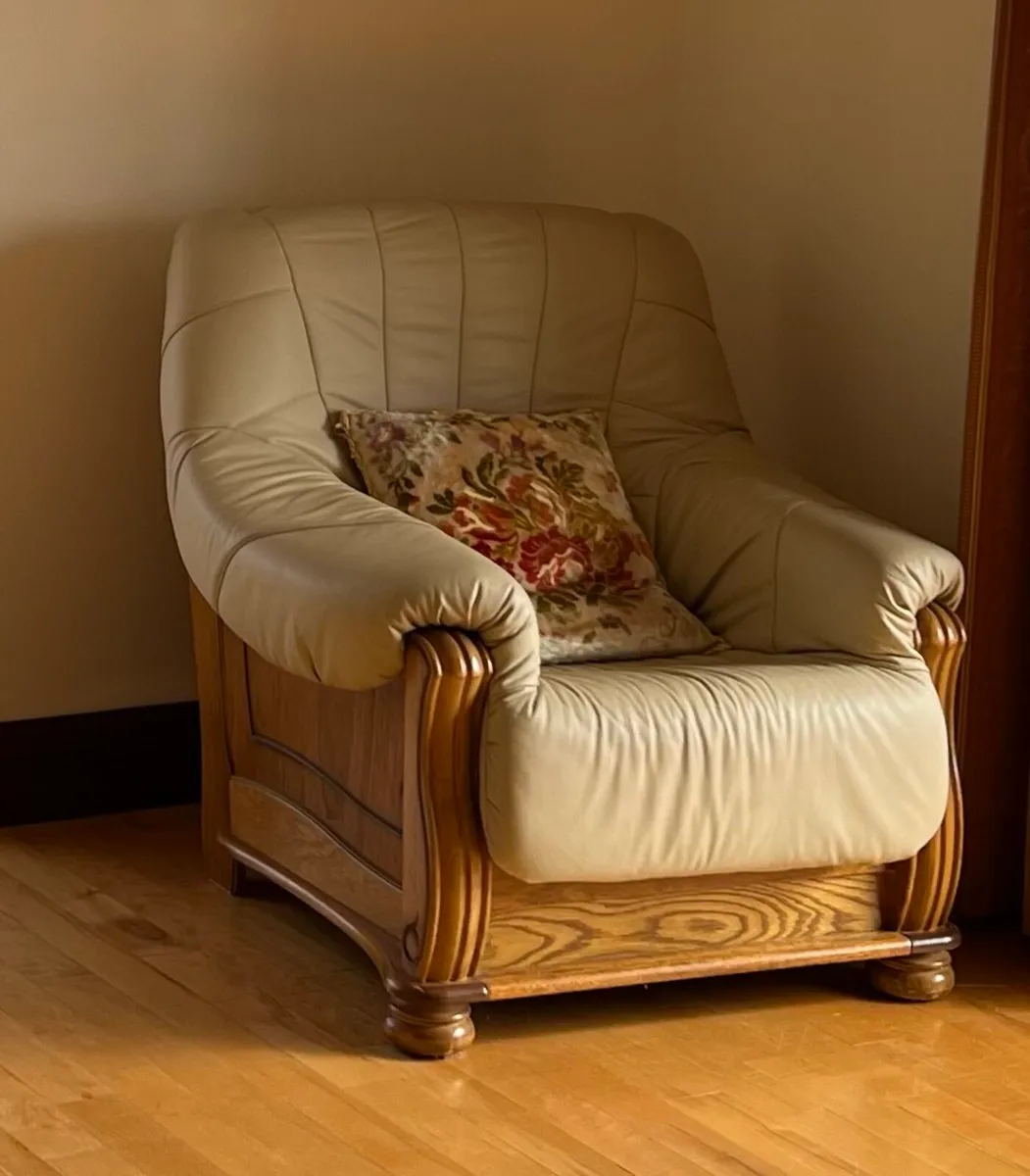 Cream leather sofa 2-1-1 - Image 1