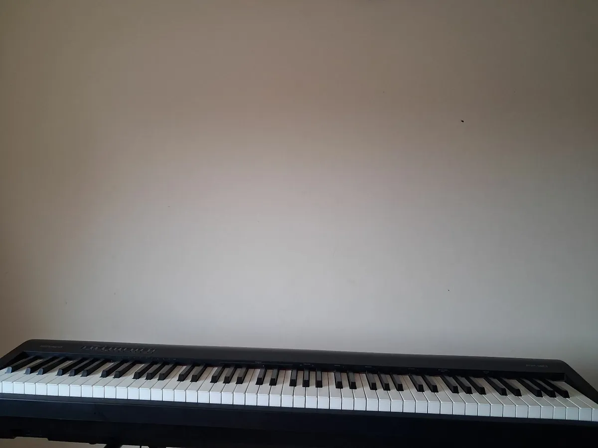 Roland professional keyboard fp30 - Image 2