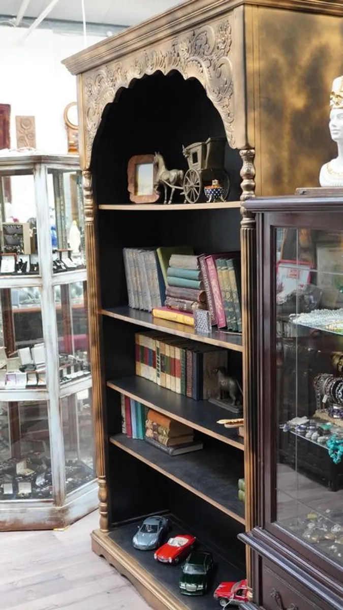 Large Display Bookcase - Image 2