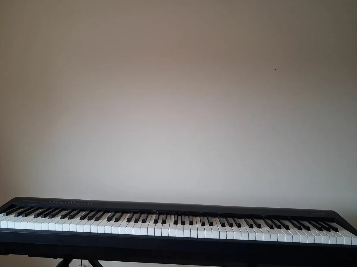 Roland professional keyboard fp30 - Image 1