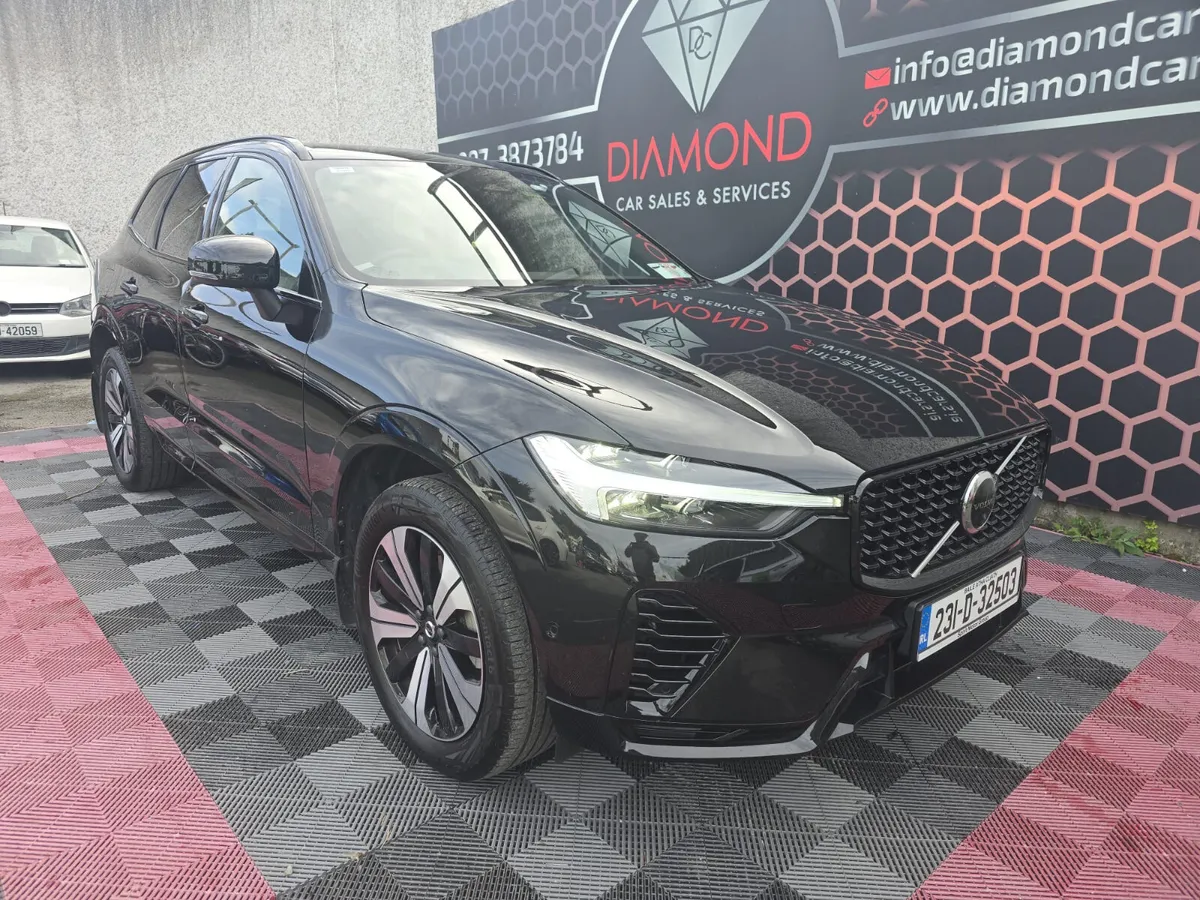 2023 VOLVO XC60 T6 PHEV PLUS DARK - Image 1