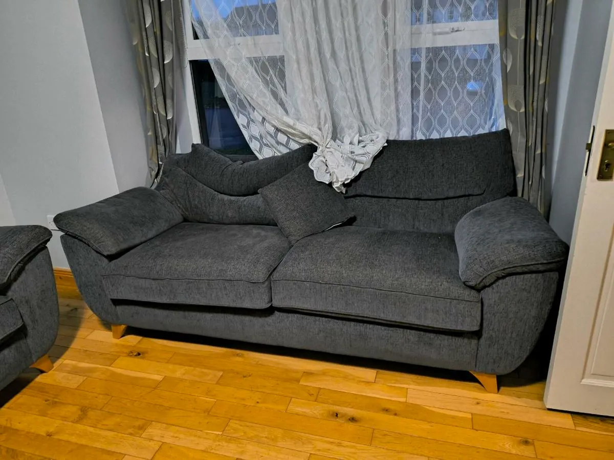 Home furniture - Image 3