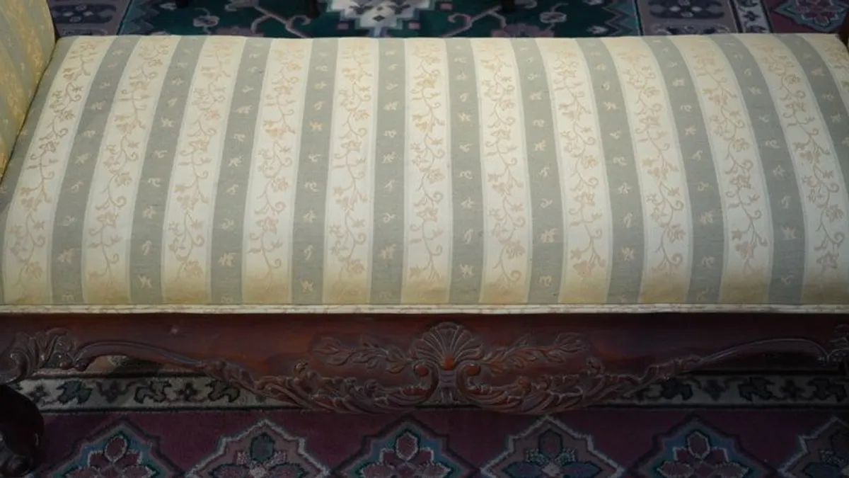 Vintage Spanish Window Seat - Exquisite Hand-Carved Elegance - Image 4
