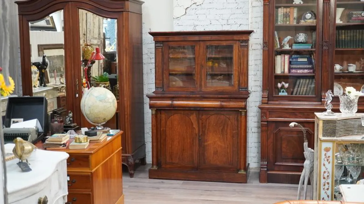 William IV Rosewood Bookcase Chiffonier - Circa 1830s - Image 1
