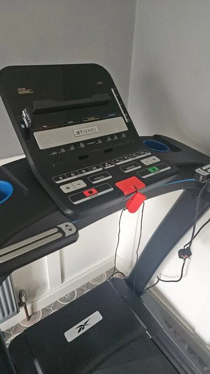 Reebok Jet 300 Treadmill - Image 3