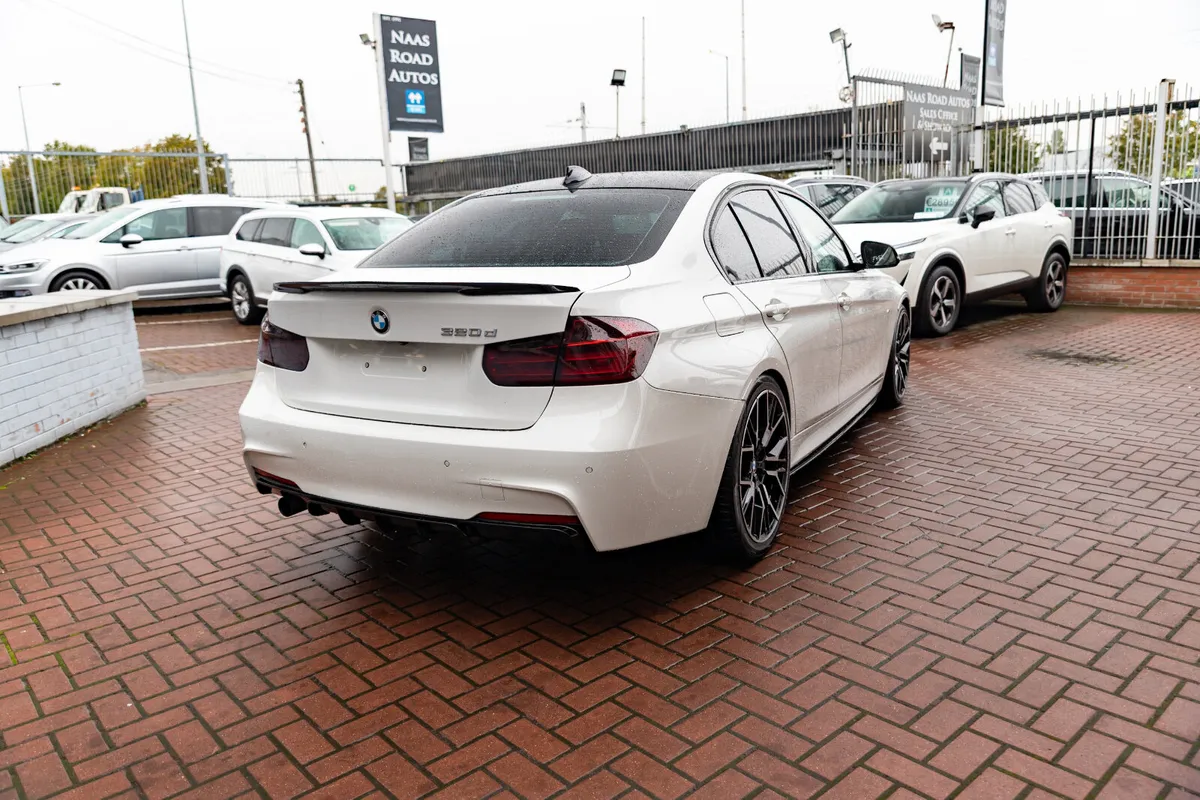 BMW 320D M-SPORT 4DR SALOON AUTOMATIC - Image 3