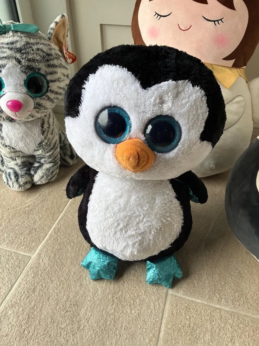 Toys - Image 2